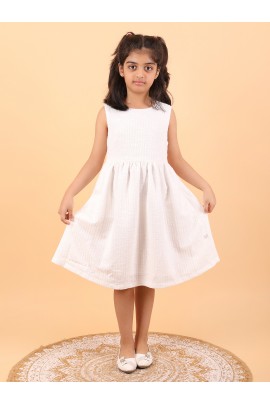 CALYX CLOTHING Stylish Grey and White Shrug Set for Girls with White brooch – Shrug & Extended Frock Styled Pleated Tunic | Party & Casual Wear