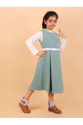 CALYX CLOTHING Sweet Green Ribbed Dress with Long Sleeves & Bow Accent